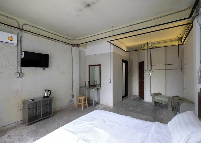 招待所 Ep1 Shophouse 4*