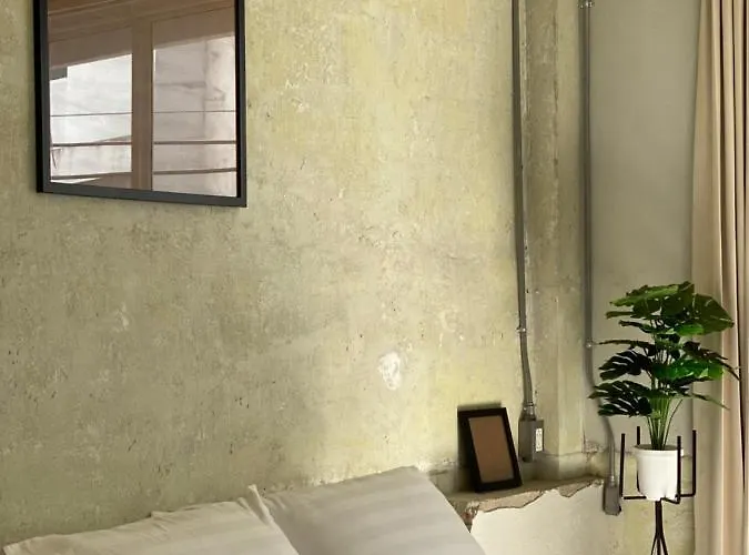 招待所 Ep1 Shophouse