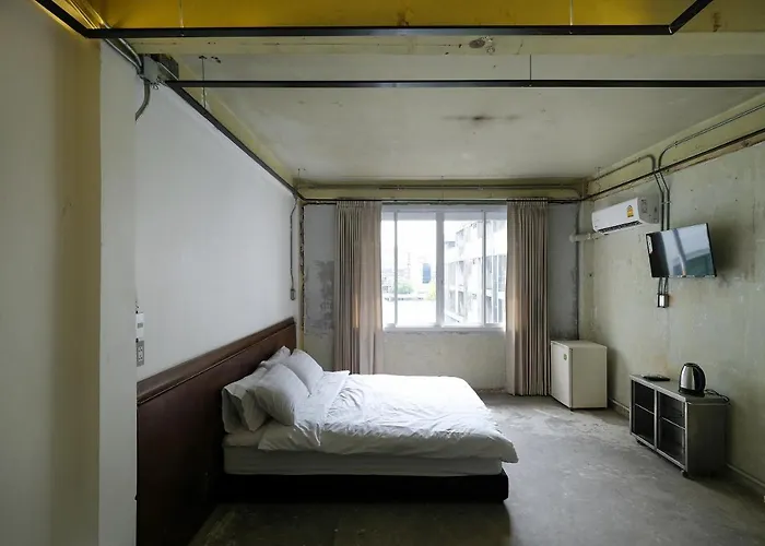 Ep1 Shophouse 招待所 4*